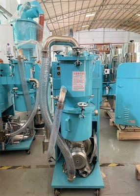 Động cơ 0.75 -15 Kw Tự động tải chân không với đường ống Φ 38-63 mm cho vật liệu màu xám xanh lá cây