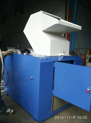 Máy tạo hạt nhựa công nghiệp trung tâm tốc độ nhanh SKD-11 OG-30FS