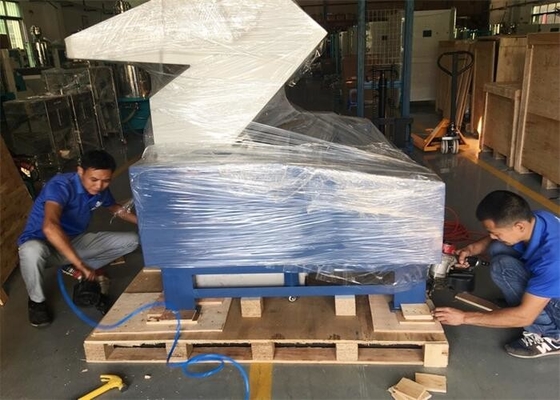 Máy hủy hạt tốc độ cao bằng nhựa Trung tâm 50 Kg / H - 500 Kg / H Công suất