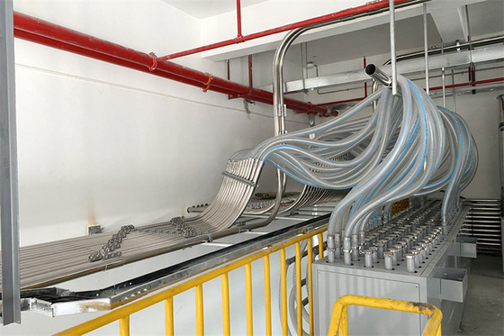 Capacity Hệ thống cho ăn bằng nhựa với điều khiển từ xa PLC Capacity 500-2000 Kg