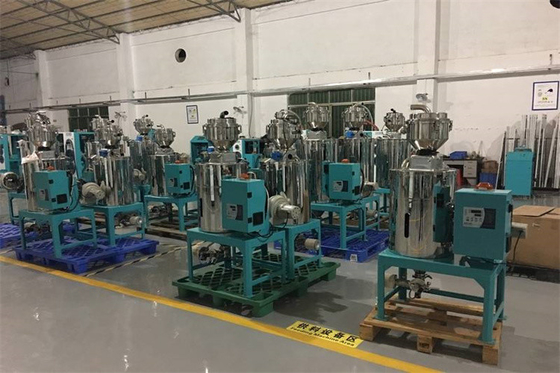 Vận chuyển Hệ thống cho ăn tập trung Vật liệu nhựa cho quá trình đùn