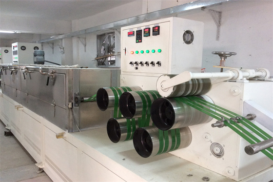 Dây chuyền sản xuất dây đeo bằng nhựa PET Máy làm đai 6 băng thông minh 50HZ