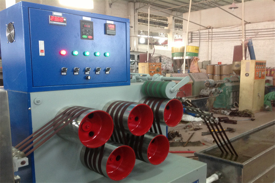 Dây chuyền sản xuất dây đeo bằng nhựa PET Máy làm đai 6 băng thông minh 50HZ